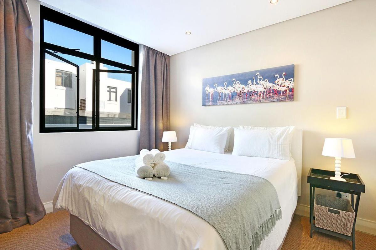 Eden On The Bay 118 By Hostagents Bloubergstrand Exterior foto