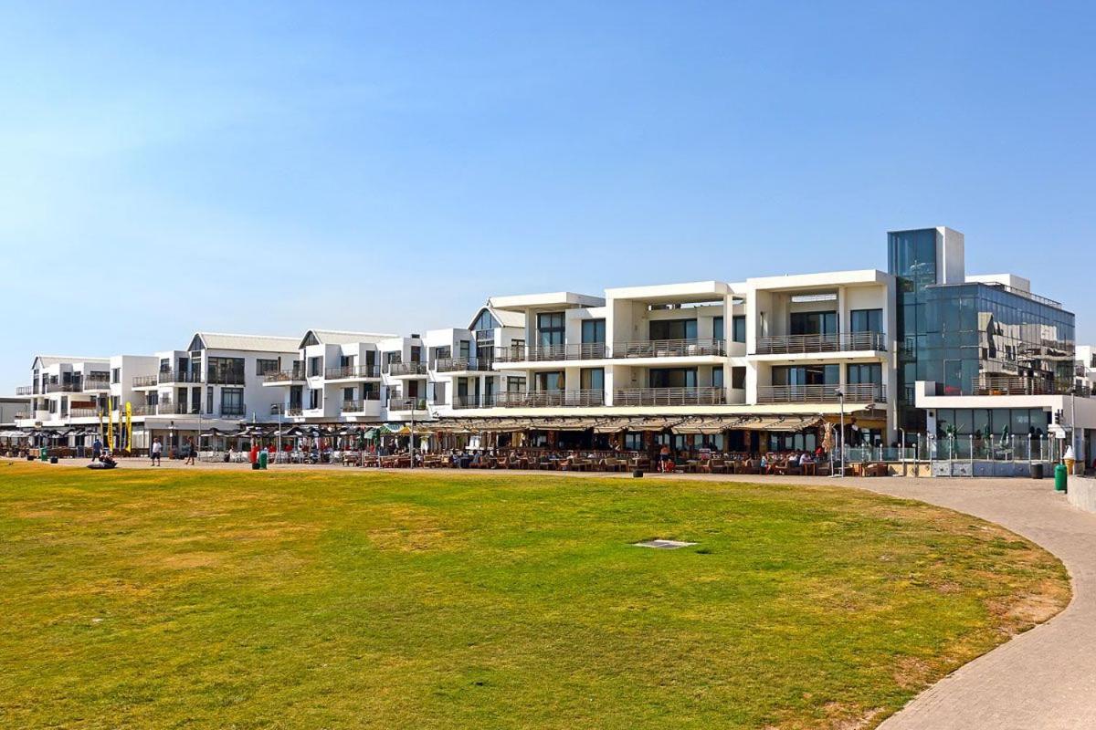 Eden On The Bay 118 By Hostagents Bloubergstrand Exterior foto