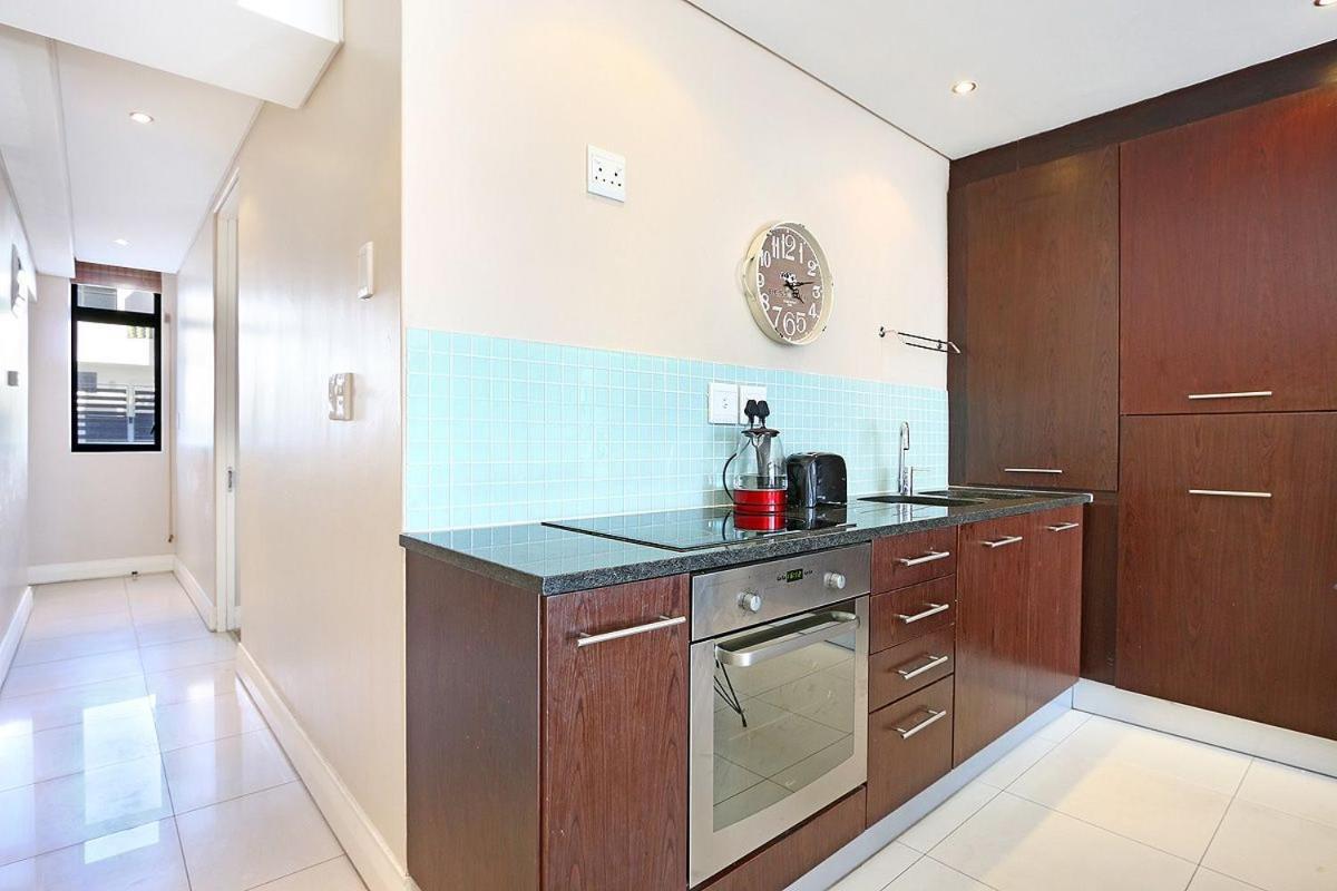 Eden On The Bay 118 By Hostagents Bloubergstrand Exterior foto